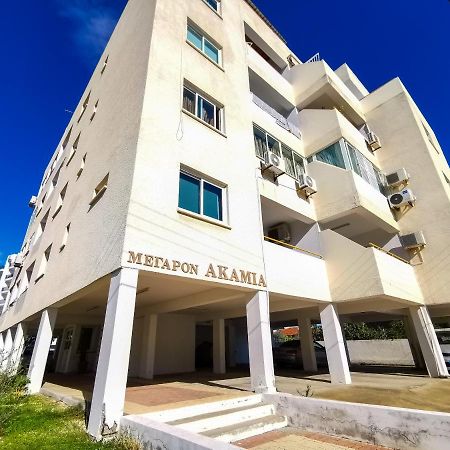 Sun Kissed Apartment Ларнака Екстер'єр фото