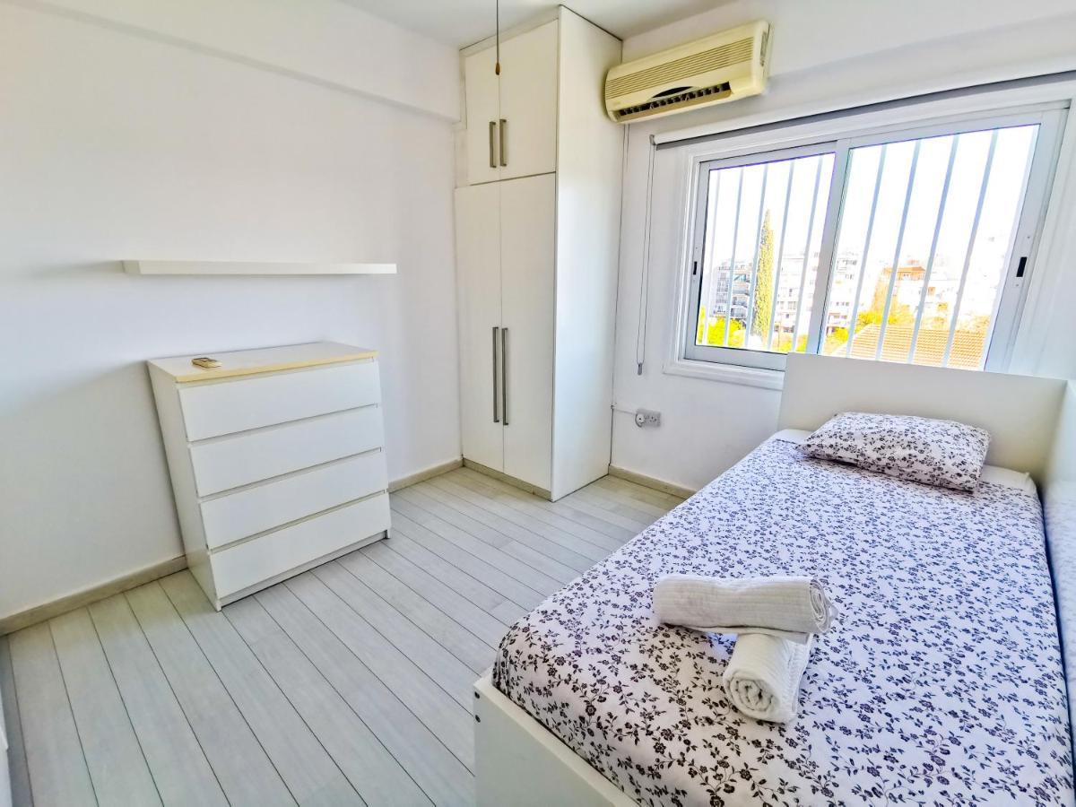 Sun Kissed Apartment Ларнака Екстер'єр фото
